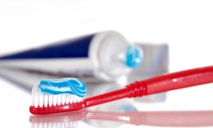 5 THÀNH PHẦN NGUY HIỂM CÓ TRONG KEM ĐÁNH RĂNG