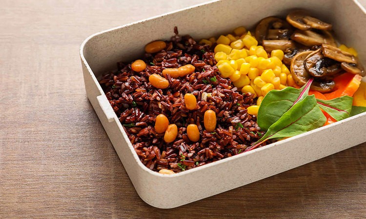 Cơm gạo lứt - Giải pháp hữu hiệu cho các nàng